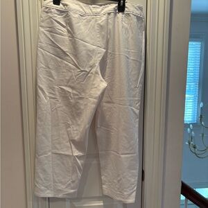 R.Q.T. Women's White Cropped Pants
